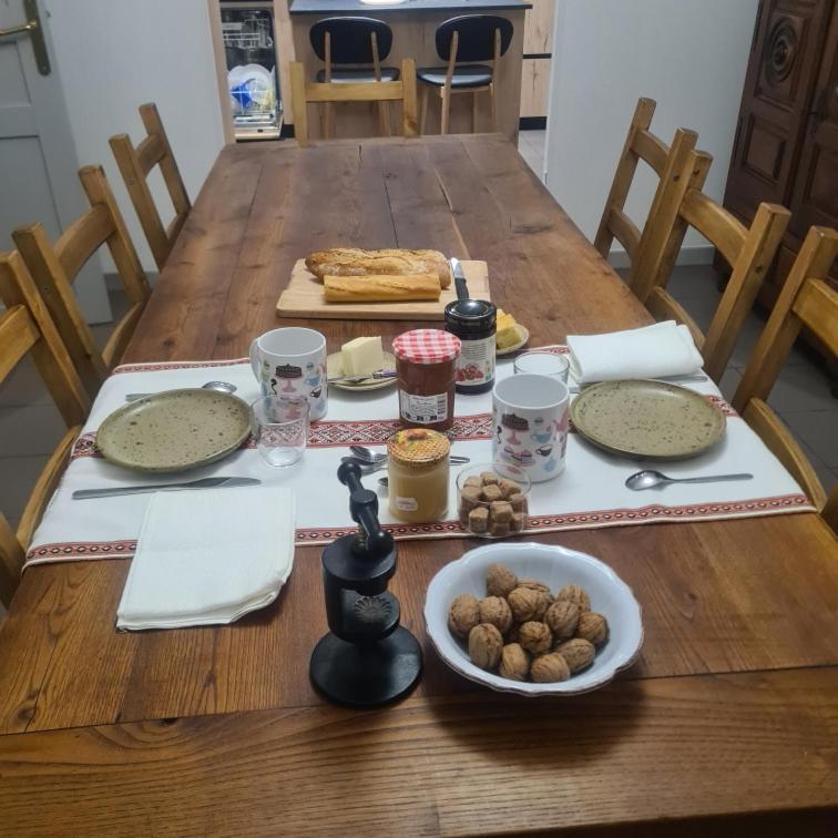Bed and Breakfast La Parenthese Des Collines Saint-Donat-sur-lʼHerbasse Exterior foto